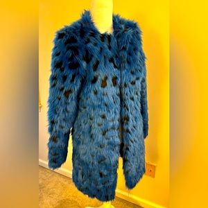 Michael Kors coat xs blue spot shag fur; like new!
